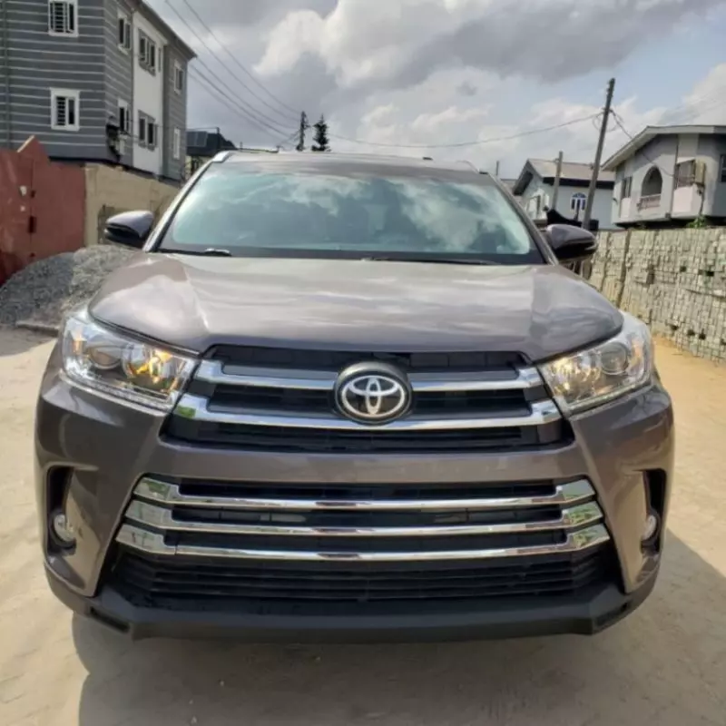 TOYOTA Highlander   - 2014
