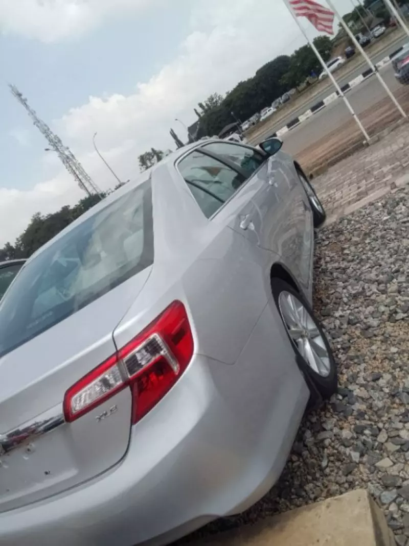 TOYOTA camry - 2014