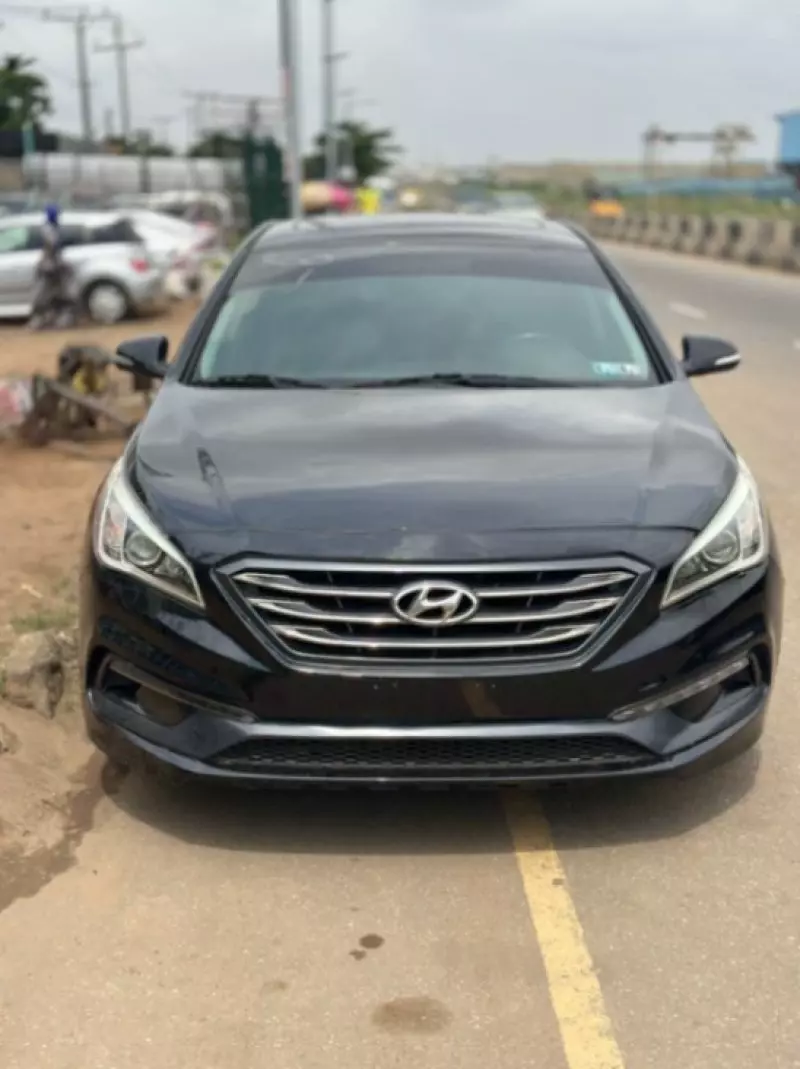 Hyundai Sonata   - 2017