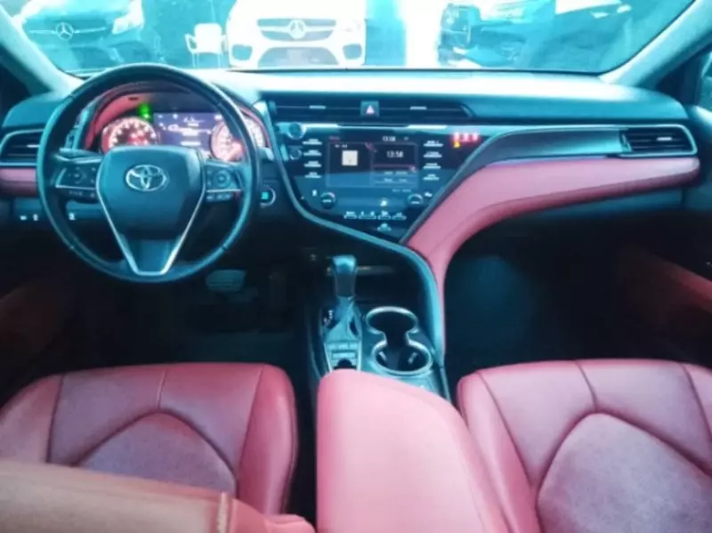 Toyota Camry   - 2019