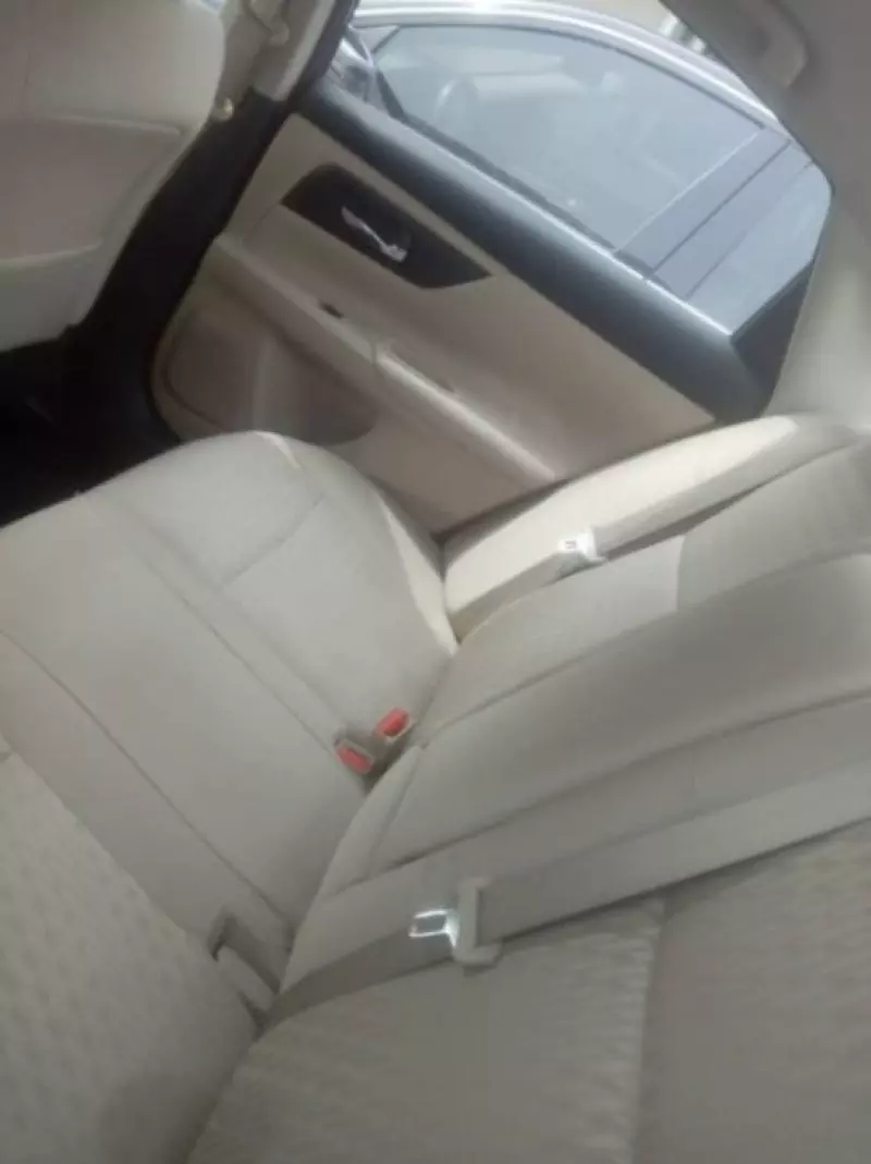 Nissan Altima - 2016