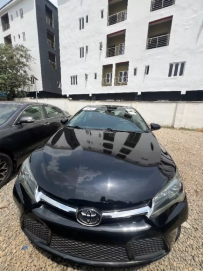 TOYOTA Camry   - 2017