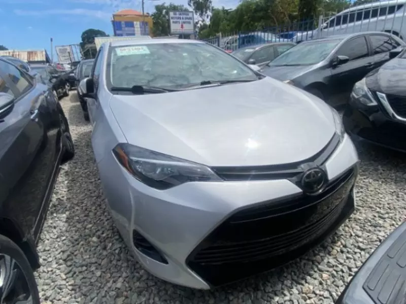 TOYOTA Corolla   - 2018