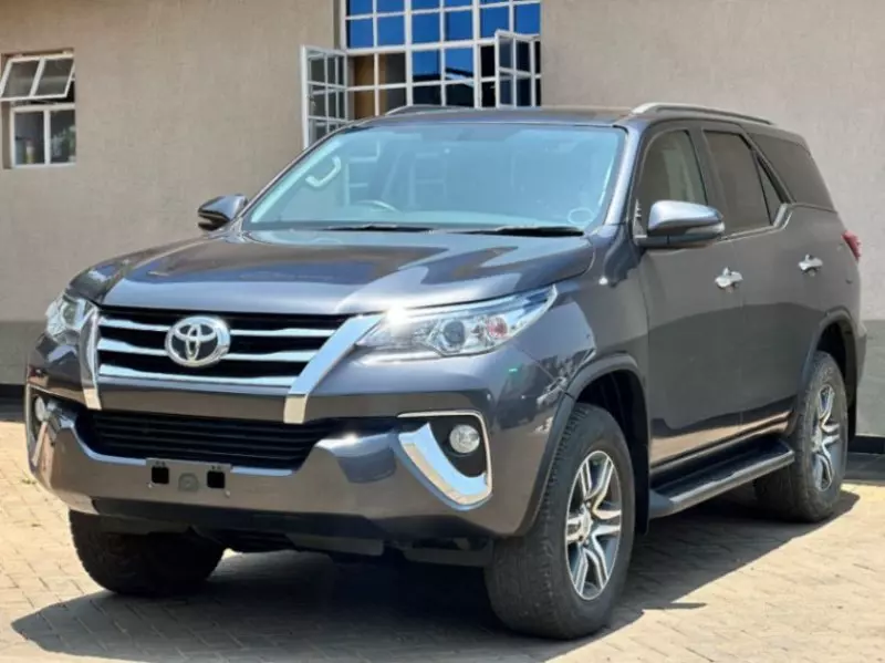 TOYOTA Fortuner   - 2019
