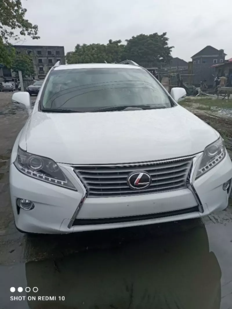 Toyota Lexus RX 350h   - 2015