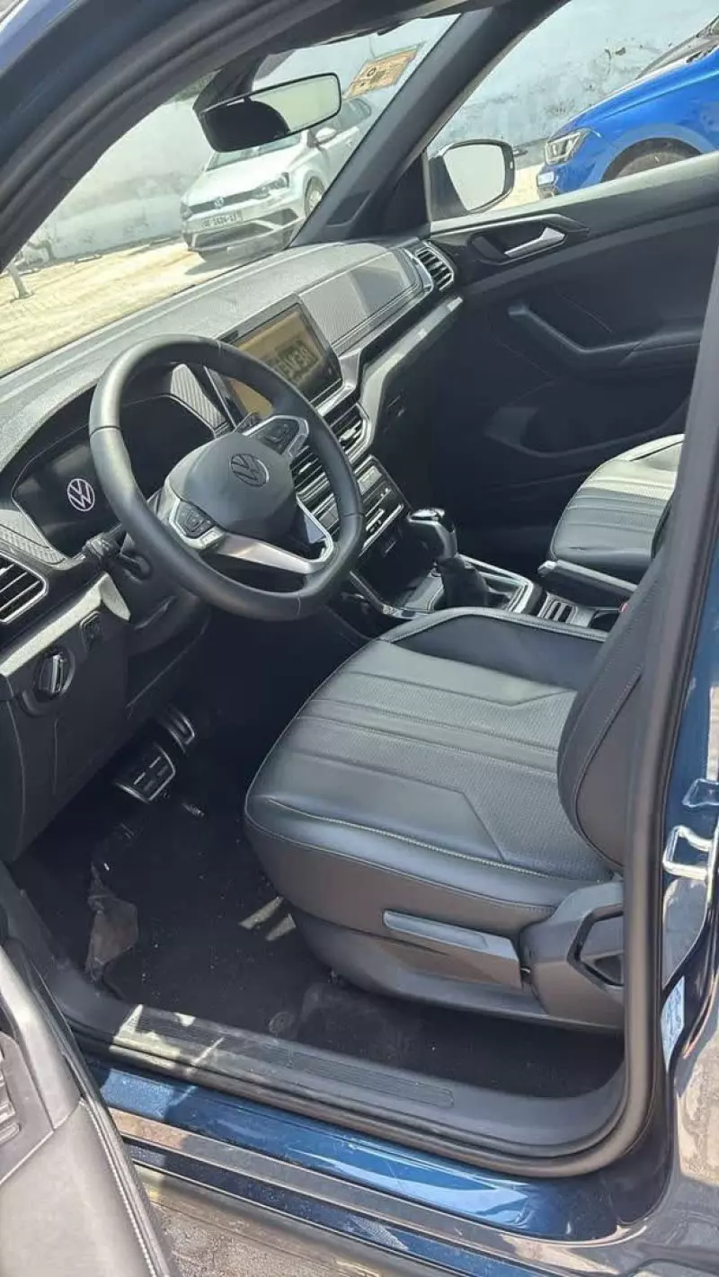 Volkswagen T-Cross   - 2025