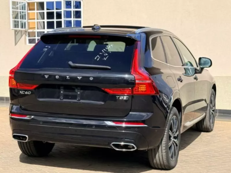 Volvo XC60   - 2018