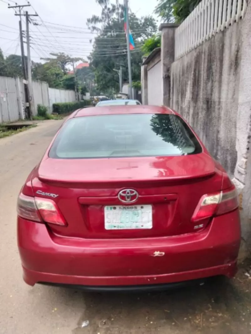TOYOTA Camry   - 2009