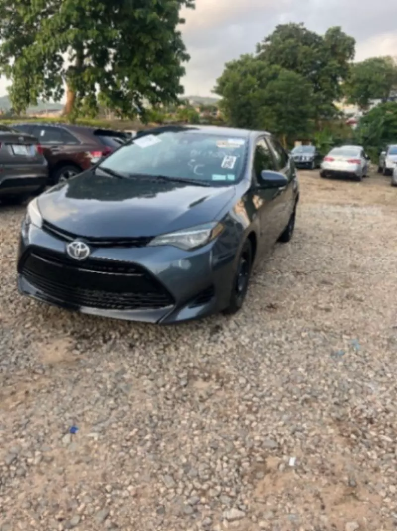 TOYOTA Corolla   - 2019