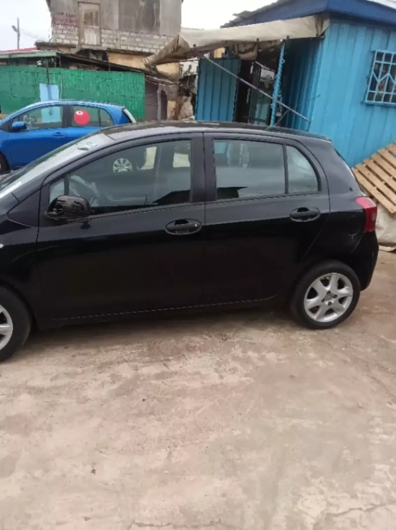 Toyota Yaris   - 2010