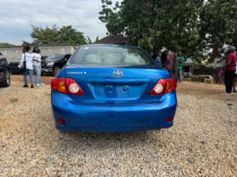 Toyota Corolla - 2009