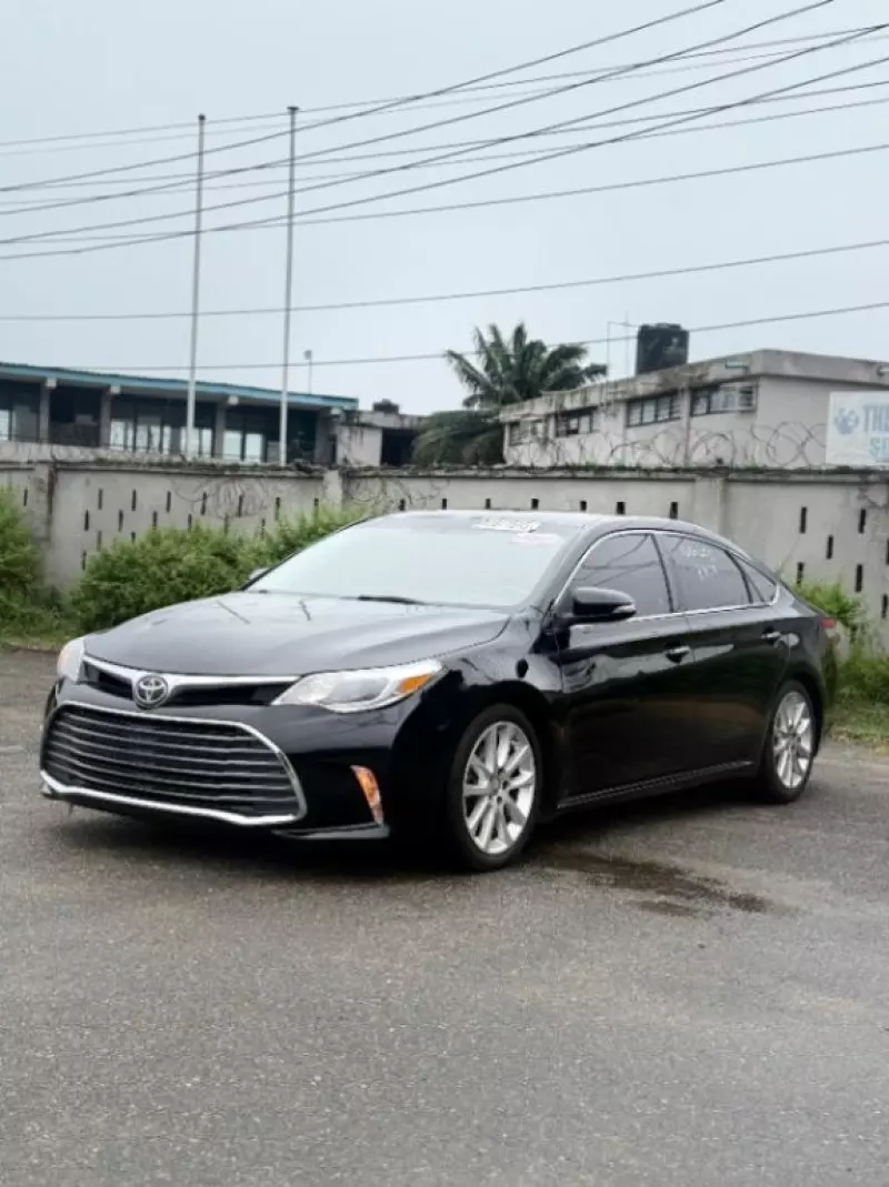 TOYOTA Avalon - 2013