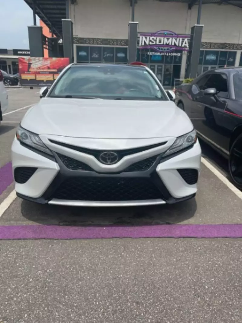 TOYOTA camry   - 2019