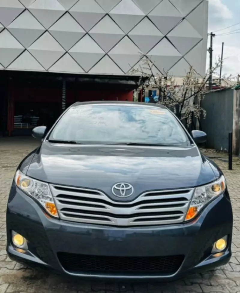 TOYOTA Venza - 2012