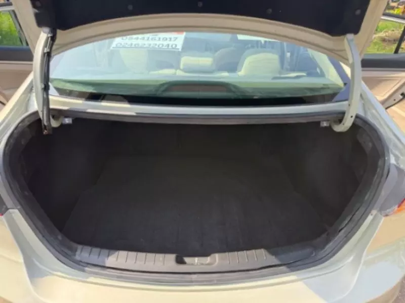 Hyundai Elantra   - 2017
