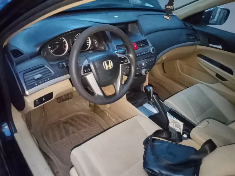 Honda Accord   - 2012