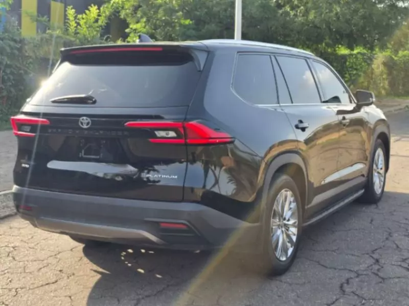 TOYOTA Grand Highlander   - 2024