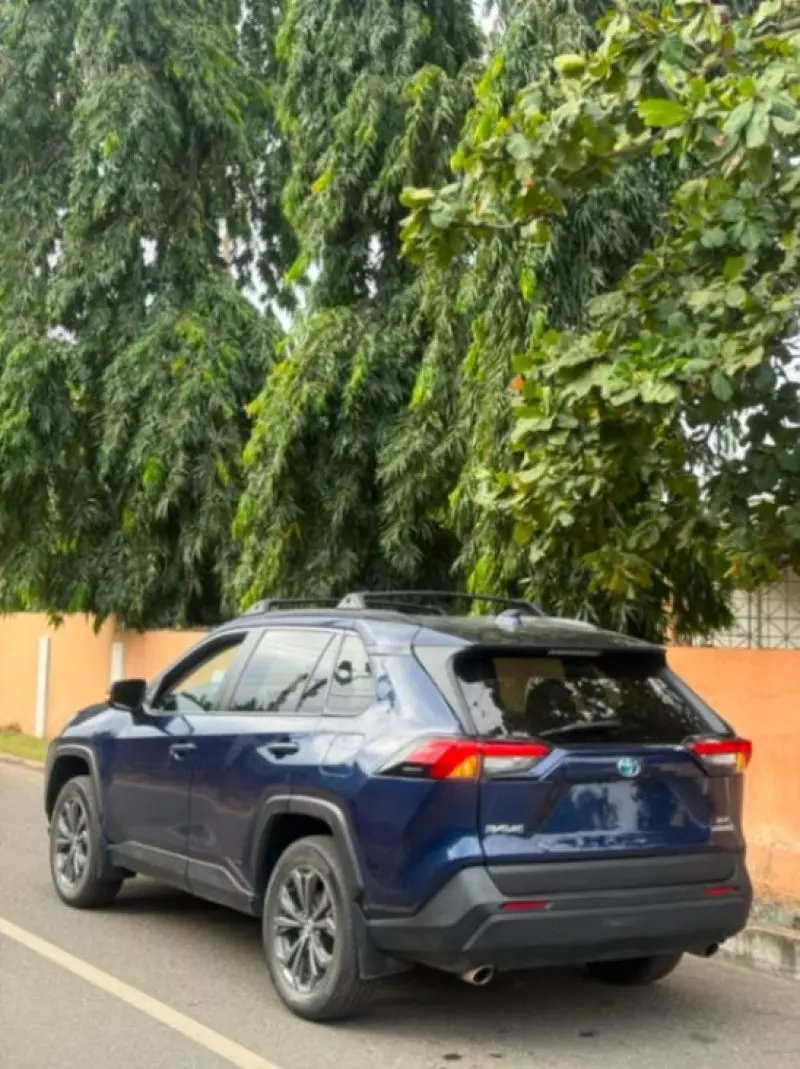 TOYOTA RAV 4   - 2024