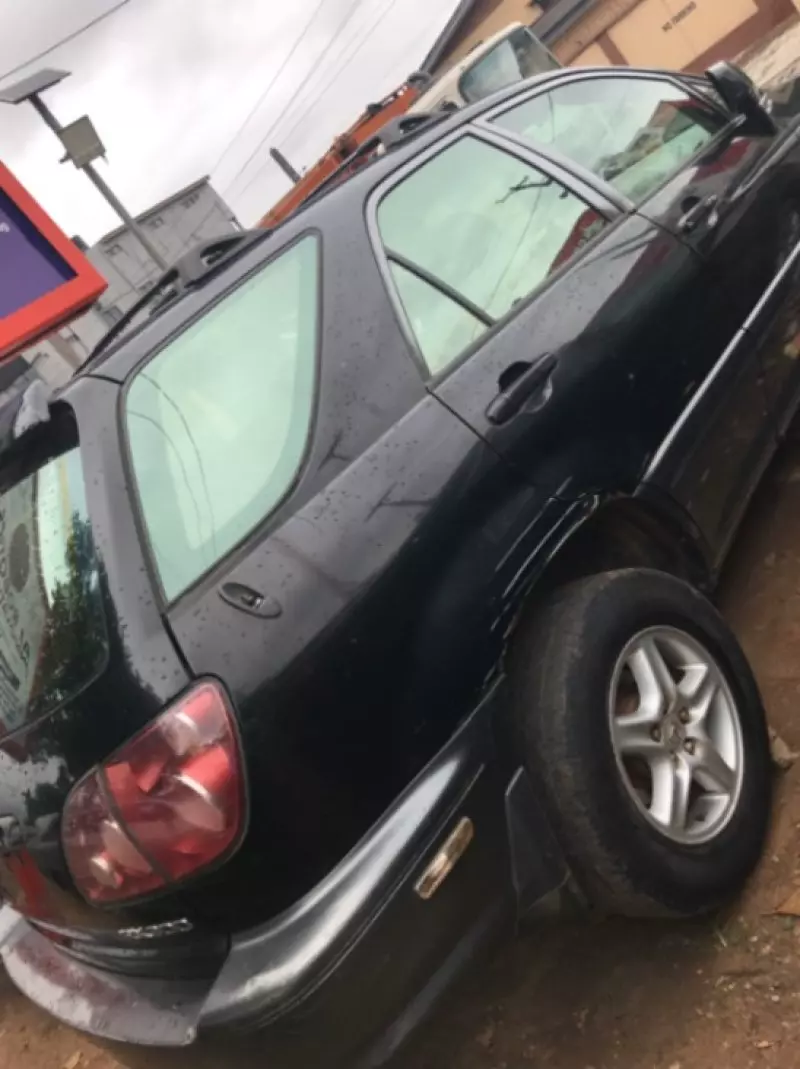 Lexus RX 300   - 1999