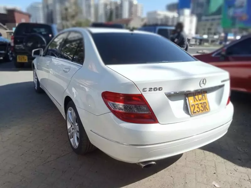 Mercedes-Benz C200   - 2002