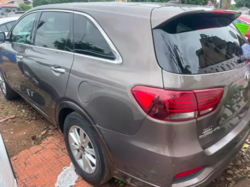 KIA Sorento   - 2019