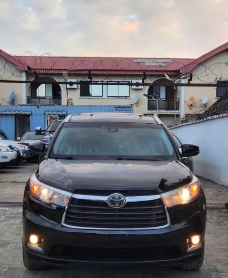 TOYOTA Highlander   - 2014