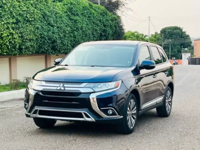 Mitsubishi OUTLANDER   - 2019