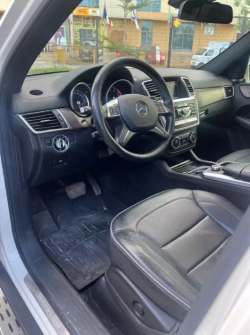 Mercedes-Benz ML-Class   - 2014