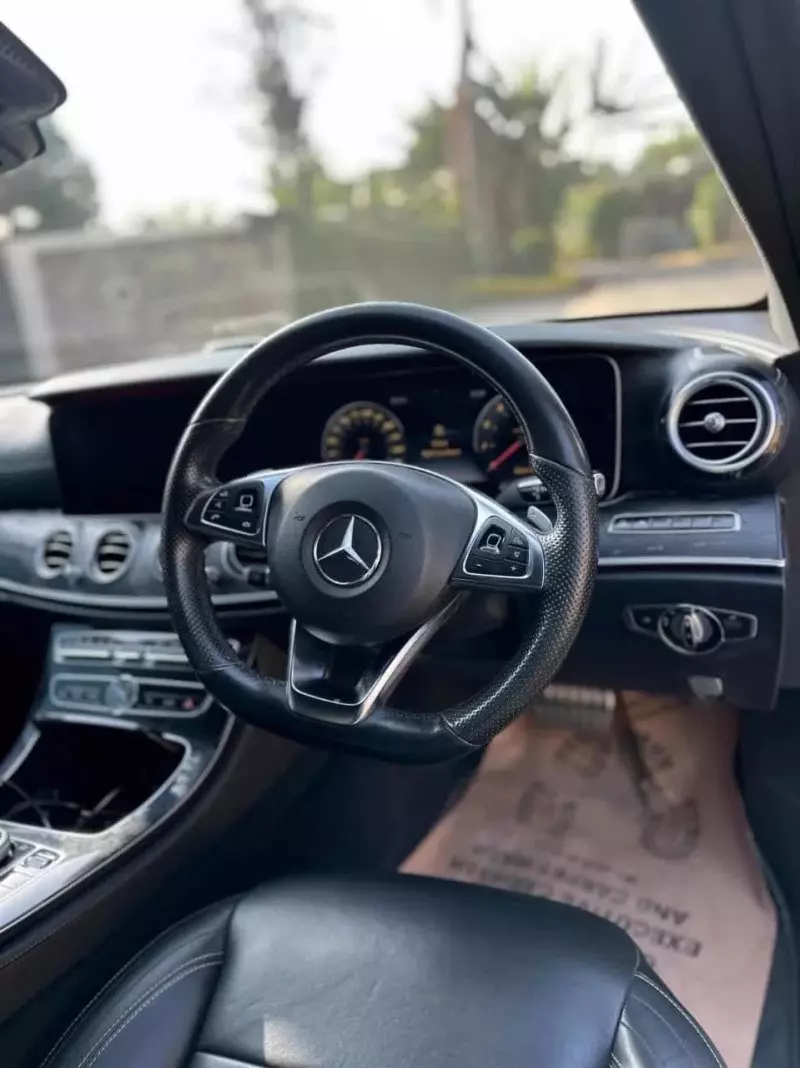 Mercedes-Benz E250   - 2016