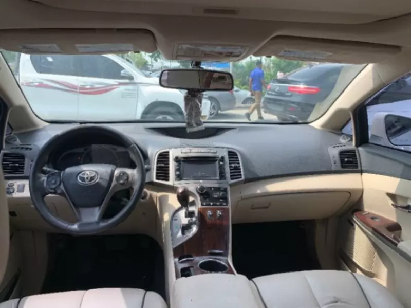 Toyota Venza   - 2013