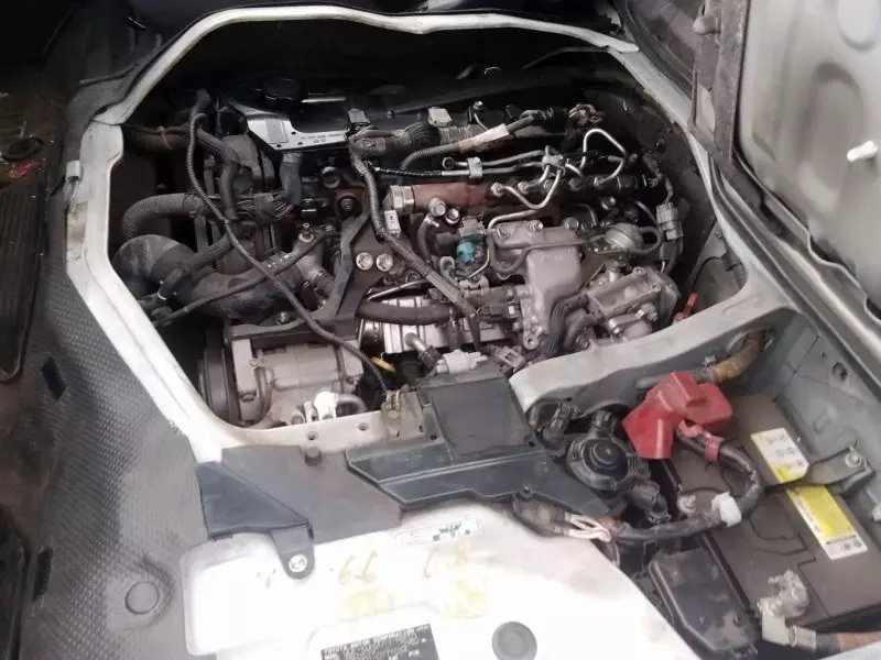 TOYOTA Hiace   - 2015