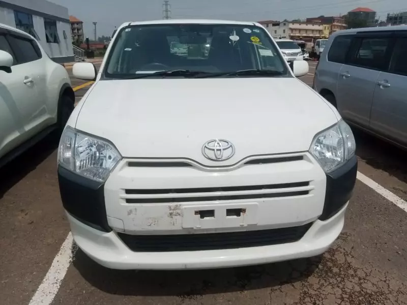 Toyota Succeed    - 2017