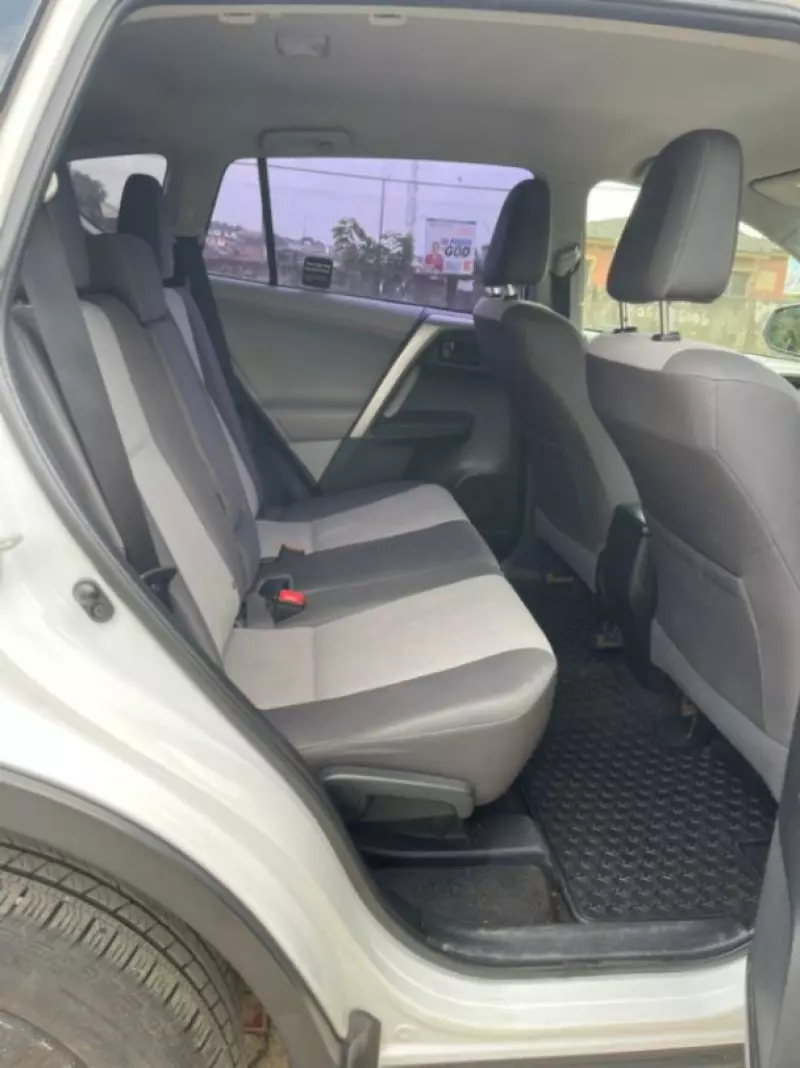 Toyota RAV4   - 2013
