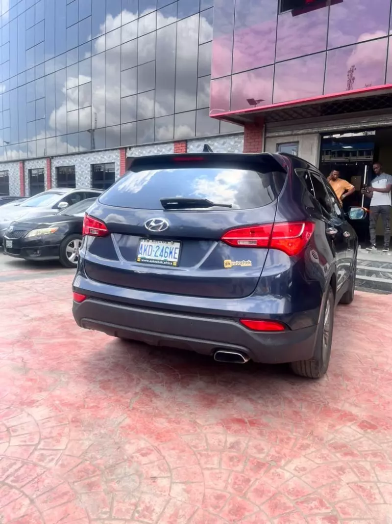 Hyundai Santa Fe Sport   - 2014