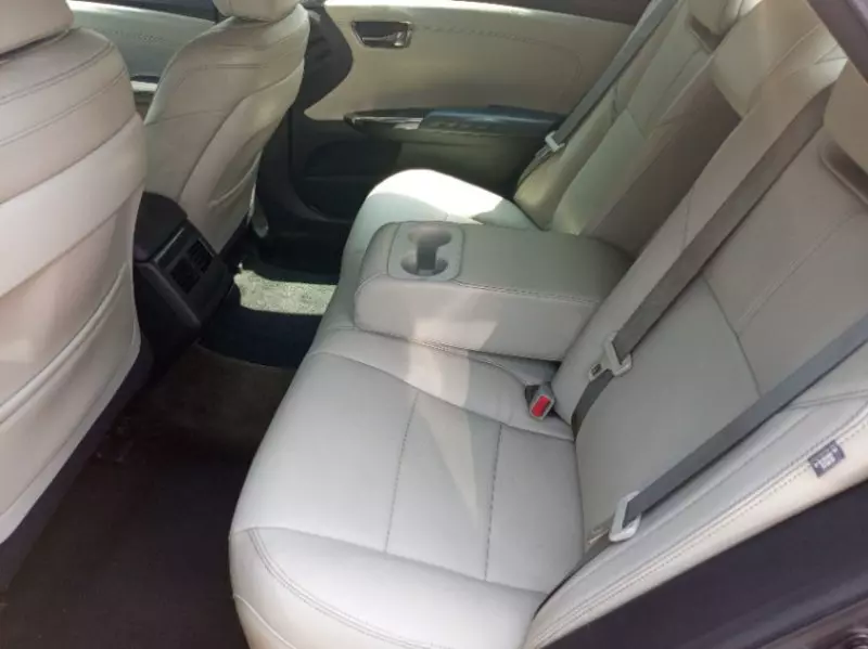 Toyota Avalon - 2013