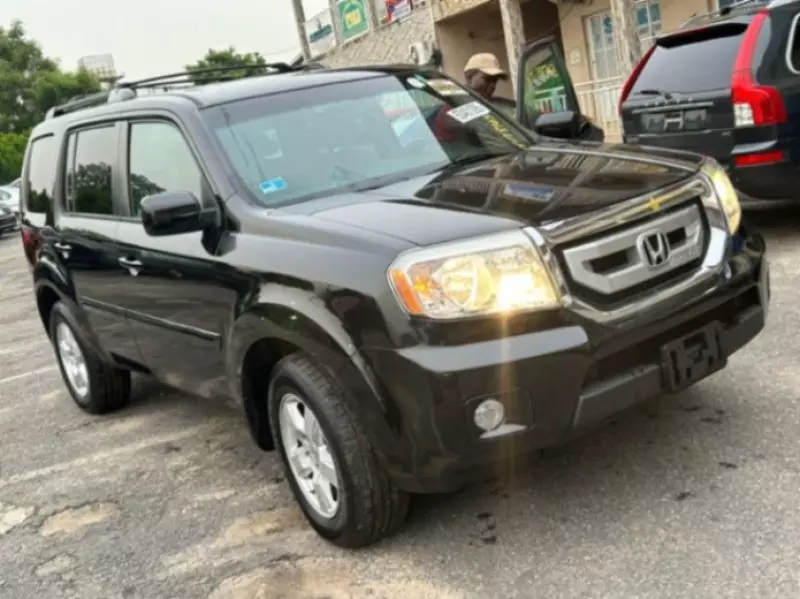 Honda Pilot   - 2011