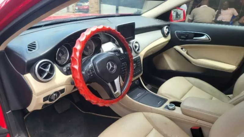 Mercedes-Benz GLA-Class   - 2015