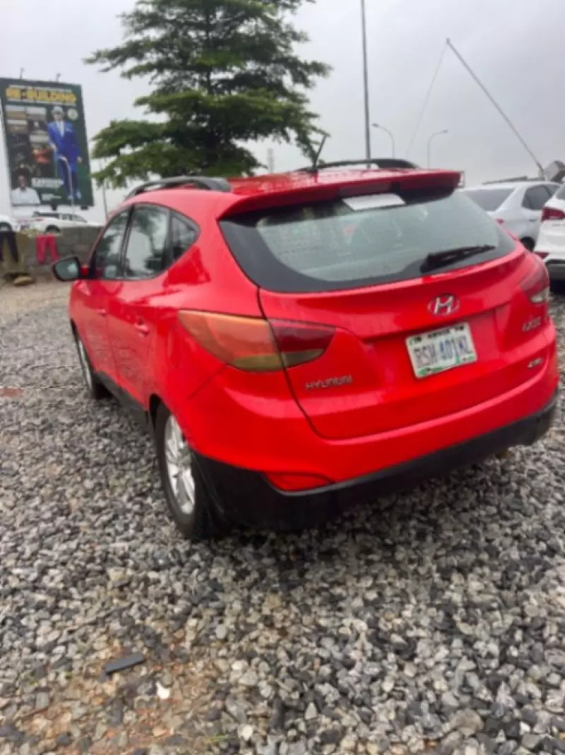 Hyundai ix35   - 2010