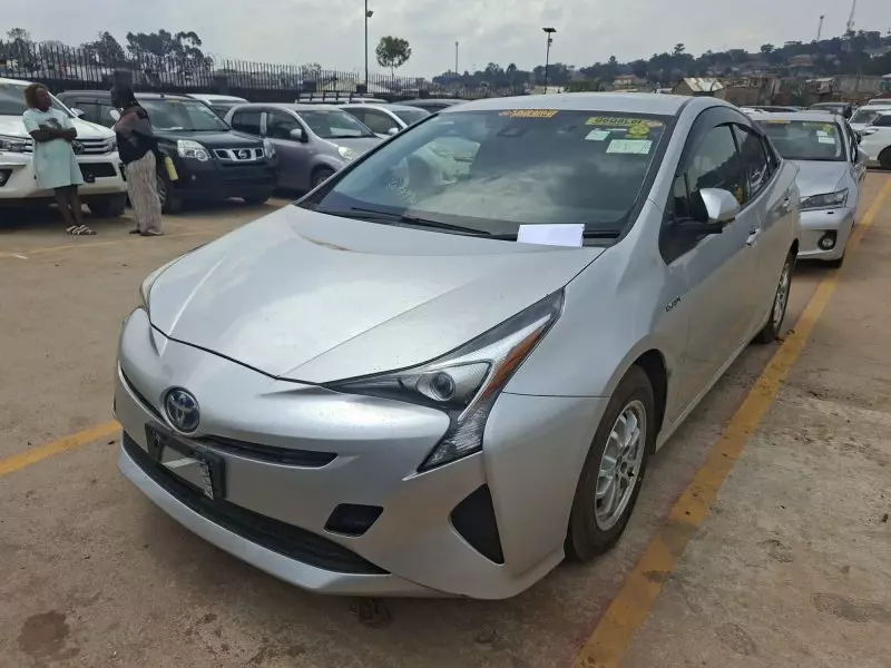 TOYOTA Prius Hybrid    - 2017
