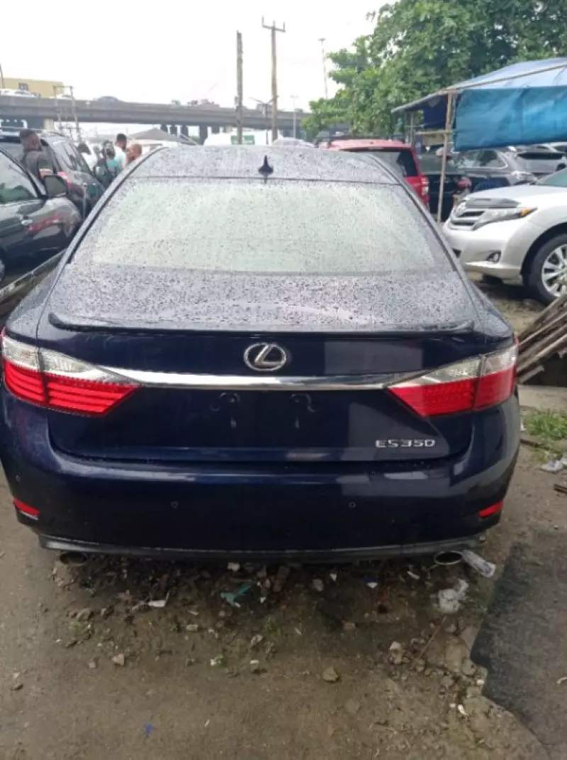 Lexus ES 350   - 2014