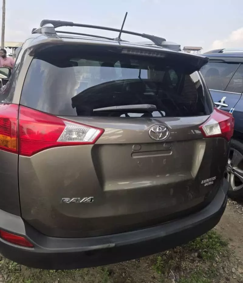 Toyota RAV4   - 2013