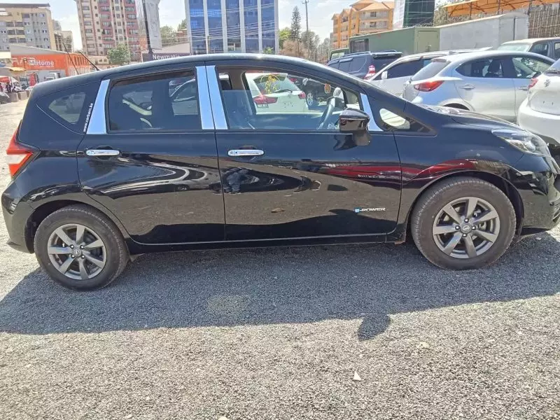 Nissan Note Hybrid E-Power   - 2019