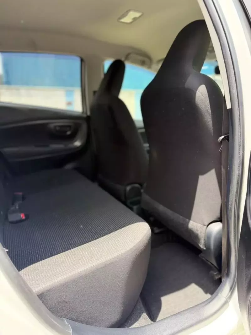 TOYOTA Vitz   - 2019
