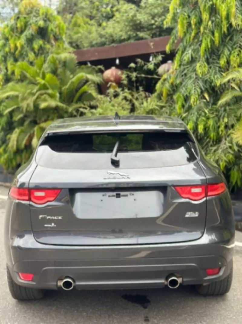 Jaguar F-Pace   - 2018