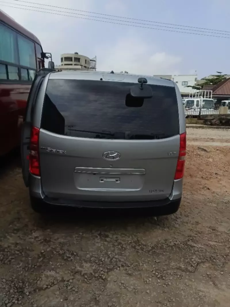 Hyundai Grand starex   - 2016