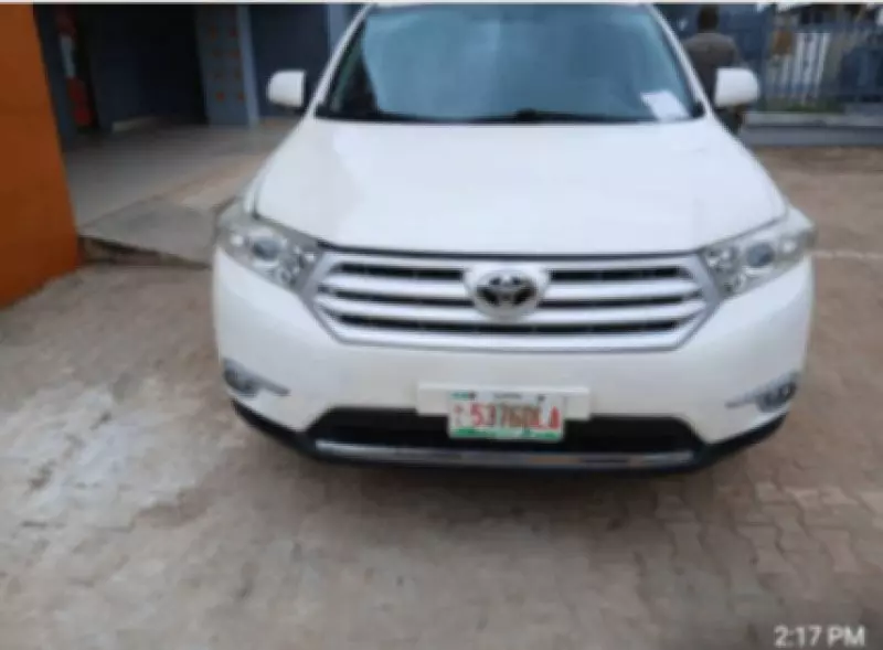 TOYOTA Highlander   - 2013