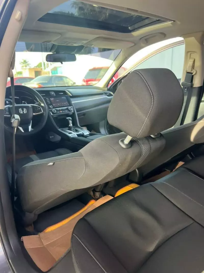Honda Civic   - 2019