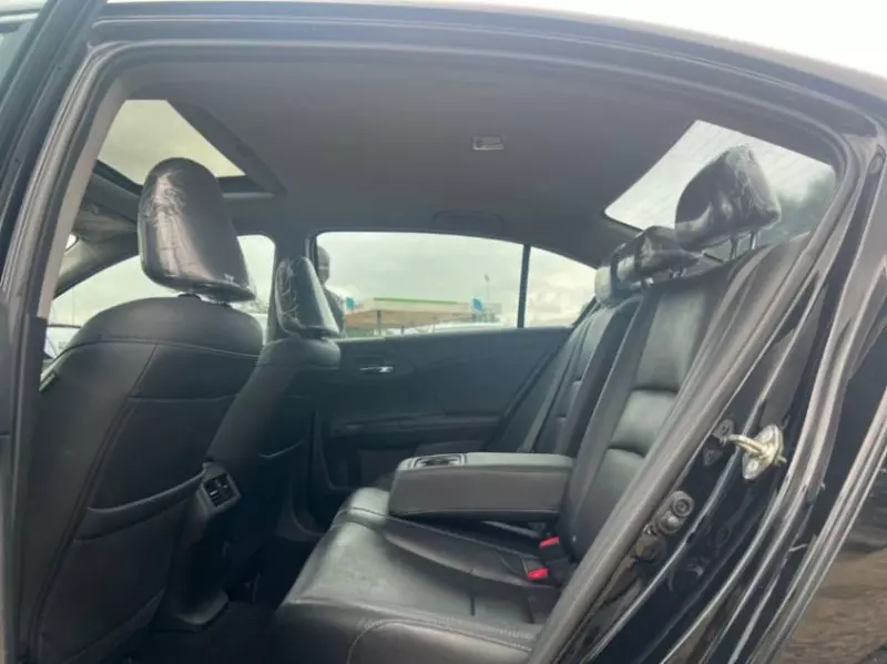 Honda Accord   - 2017