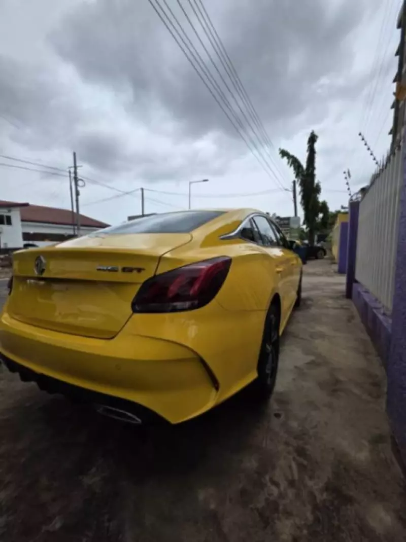 MG MG 5   - 2024