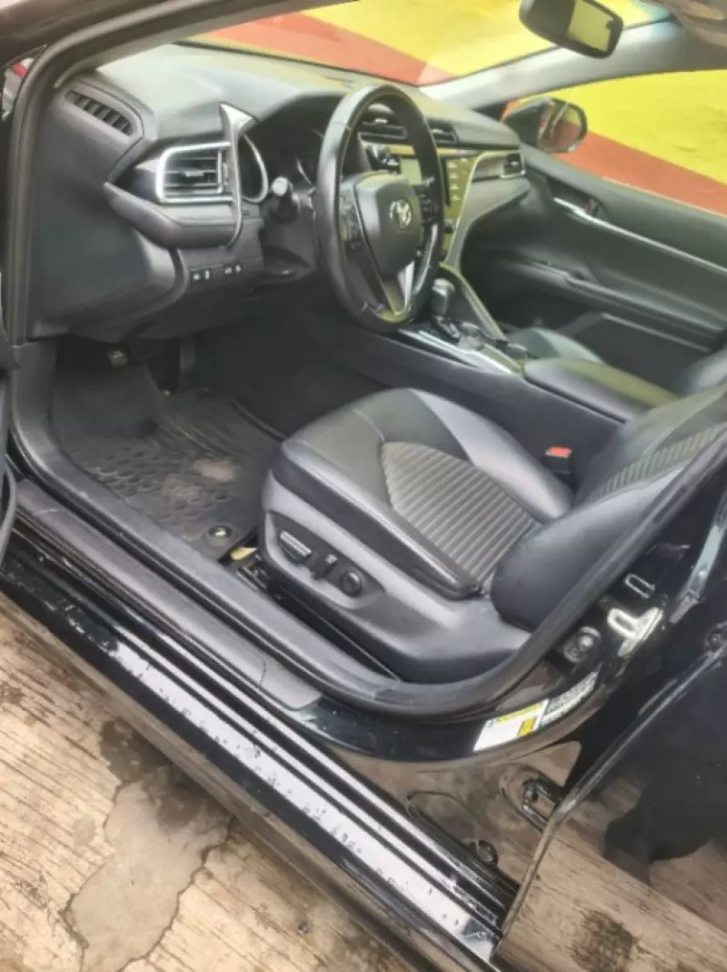 TOYOTA Camry   - 2018